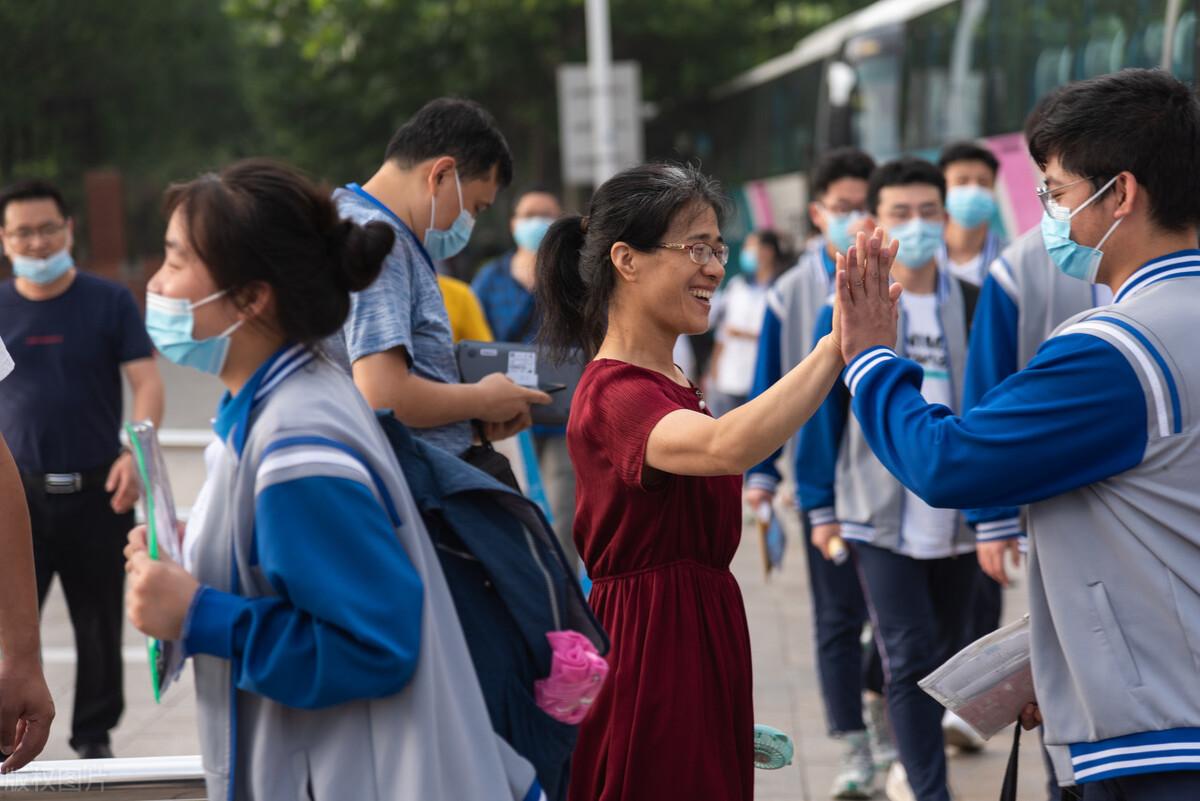 2025年西安铁路职业技术学院单招章程