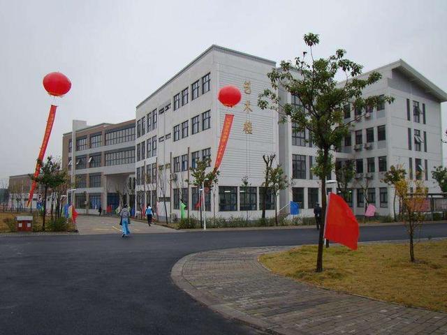 2025年保定幼儿师范高等专科学校招生章程
