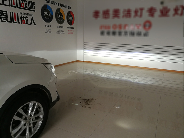 宝骏560改氙气灯还是led好
