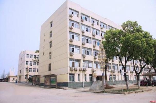 2025年湖北铁道运输职业学院招生章程