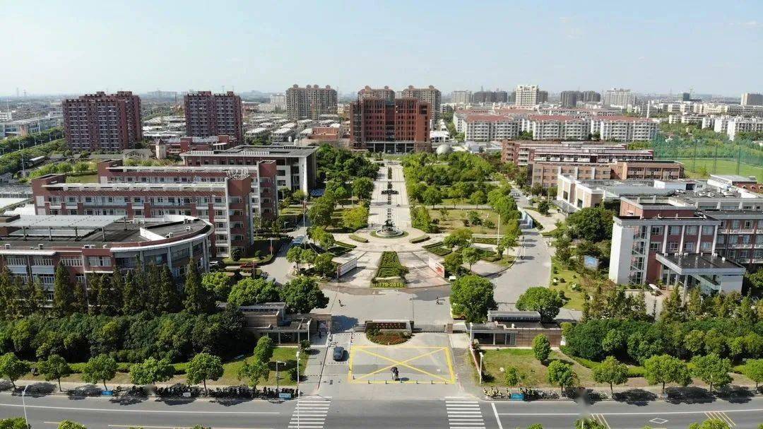 2023上海专科自主招生报名条件