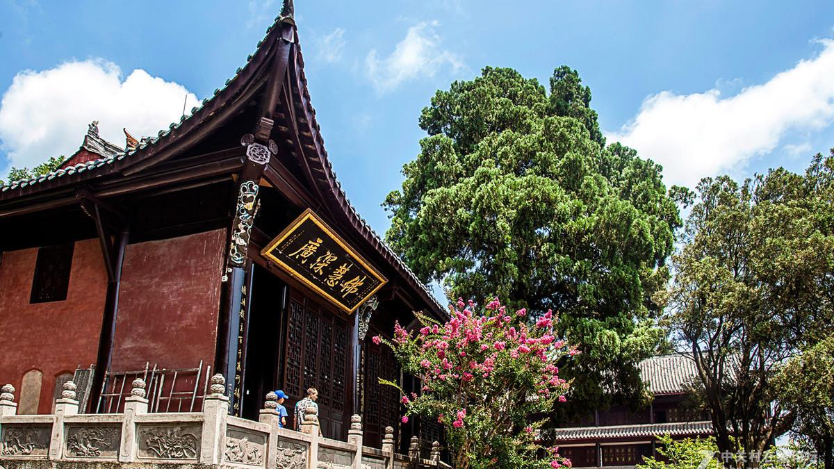 四川十大著名寺庙2025年排行榜前十名榜单出炉 四川十大著名寺庙2025年排行榜前十名榜单出炉