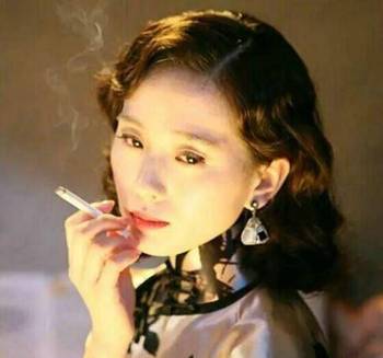 娱乐圈十大抽烟的女明星2025年排行榜前十名榜单出炉