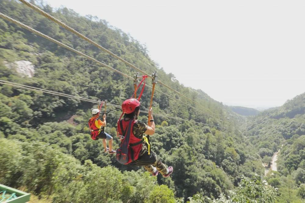 中国十大峡谷漂流2025年排行榜前十名榜单出炉 中国十大峡谷漂流2025年排行榜前十名榜单出炉