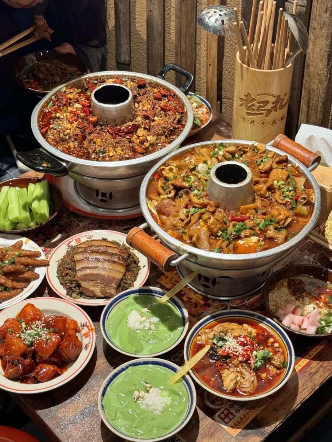 成都十大人气餐馆2025年排行榜前十名榜单出炉