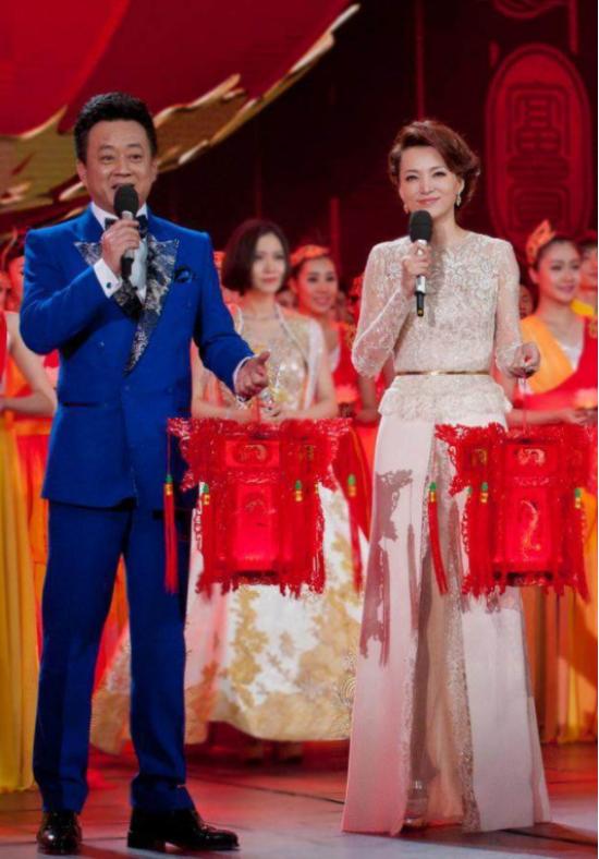 李玉刚最好听的十首歌曲2025年排行榜前十名榜单出炉 李玉刚最好听的十首歌曲2025年排行榜前十名榜单出炉