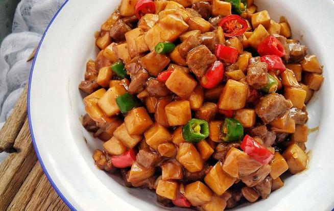 十大牛肉家常菜2025年排行榜前十名榜单出炉 十大牛肉家常菜2025年排行榜前十名榜单出炉