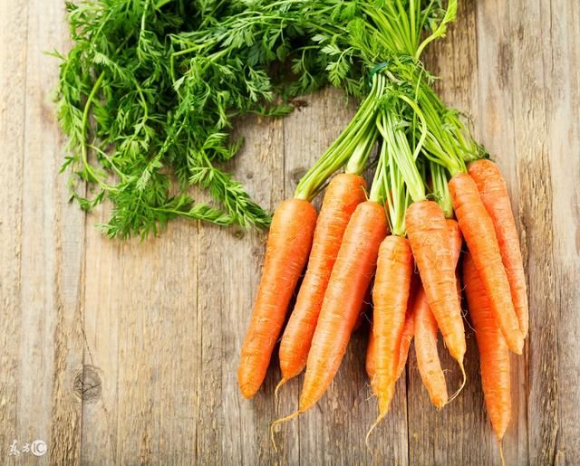 高胡萝卜素的10种食物2025年排行榜前十名榜单出炉 高胡萝卜素的10种食物2025年排行榜前十名榜单出炉