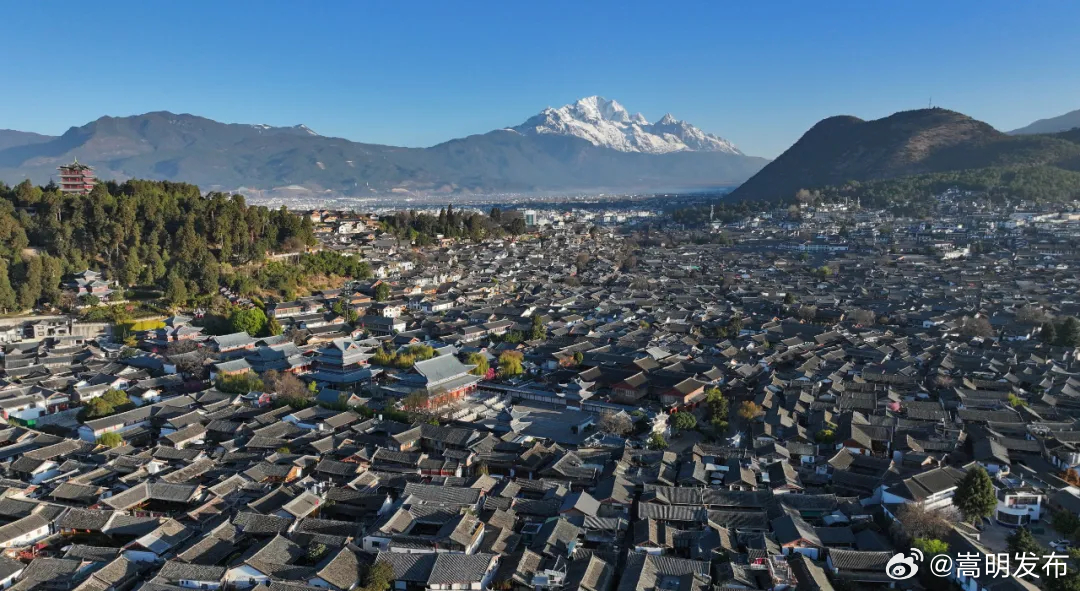 中国十大适合自驾游去的古镇2026年最新热度口碑双榜对比 中国十大适合自驾游去的古镇2026年最新热度口碑双榜对比