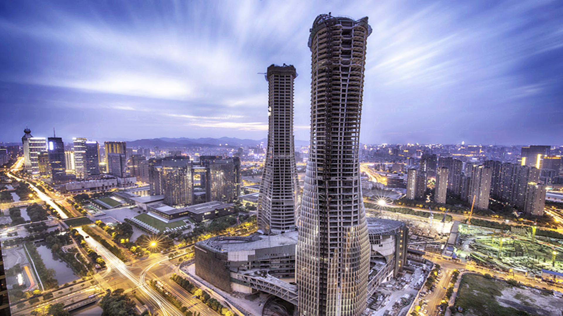 杭州十大网红景点2026年最新热度口碑双榜对比