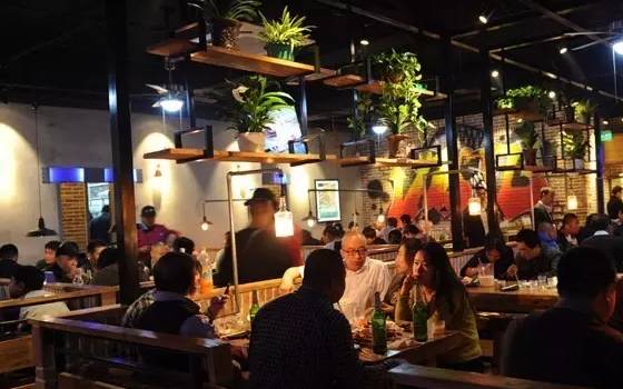 泰安十大人气餐馆2026年最新热度口碑双榜对比