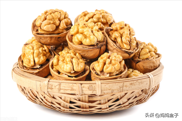 十大补脑的食物2026年本年度热度口碑双榜对比 十大补脑的食物2026年本年度热度口碑双榜对比