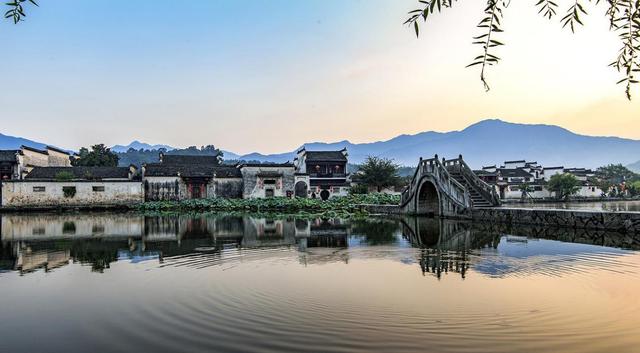 黄山市徽州区十大著名旅游景点2026年本年度热度口碑双榜对比 黄山市徽州区十大著名旅游景点2026年本年度热度口碑双榜对比