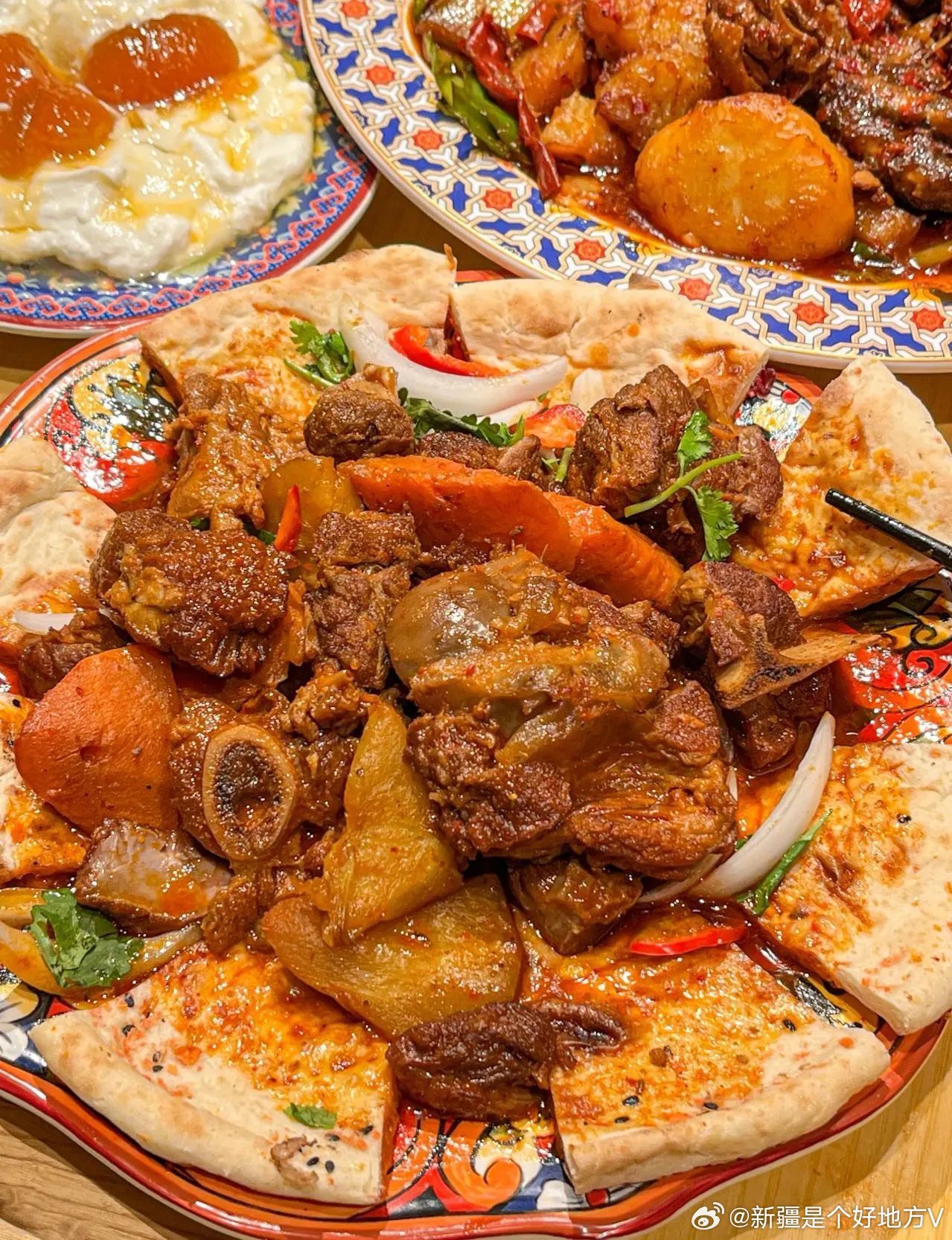 乌鲁木齐十大人气餐馆2026年本年度热度口碑双榜对比