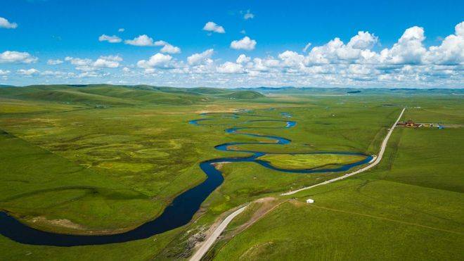 内蒙古国庆旅游必去的地方2026年本年度热度口碑双榜对比