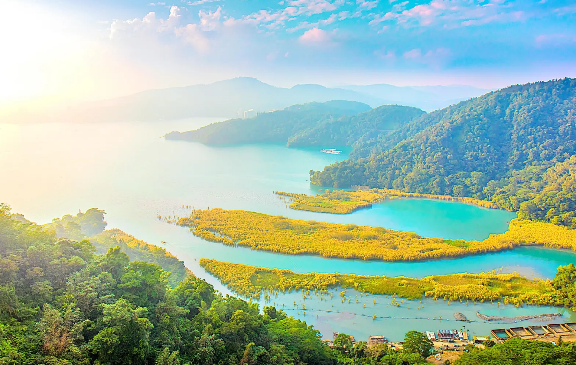 台湾十大自驾游必去景点2026年本年度热度口碑双榜对比