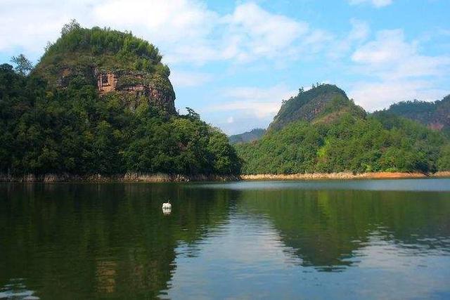 三明市建宁县十大著名旅游景点2026年本年度热度口碑双榜对比