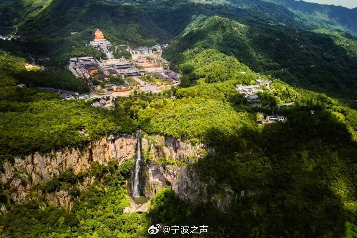 宁波十大最适合学生旅游的景点2026年本年度热度口碑双榜对比 宁波十大最适合学生旅游的景点2026年本年度热度口碑双榜对比