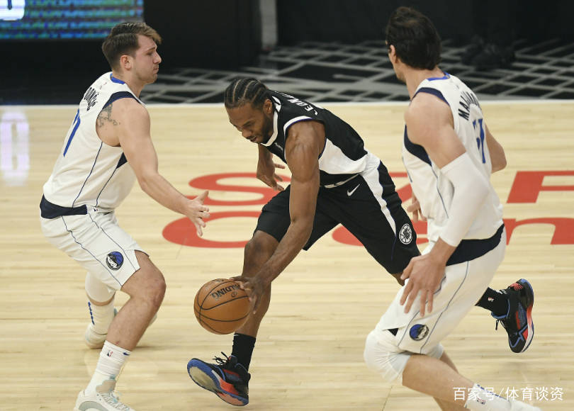 出生在小县城的十大男明星2026年本年度热度口碑双榜对比 出生在小县城的十大男明星2026年本年度热度口碑双榜对比