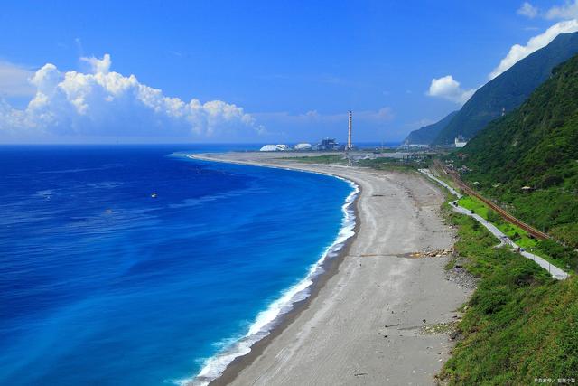 台湾十大暑假旅游好去处2026年本年度热度口碑双榜对比 台湾十大暑假旅游好去处2026年本年度热度口碑双榜对比