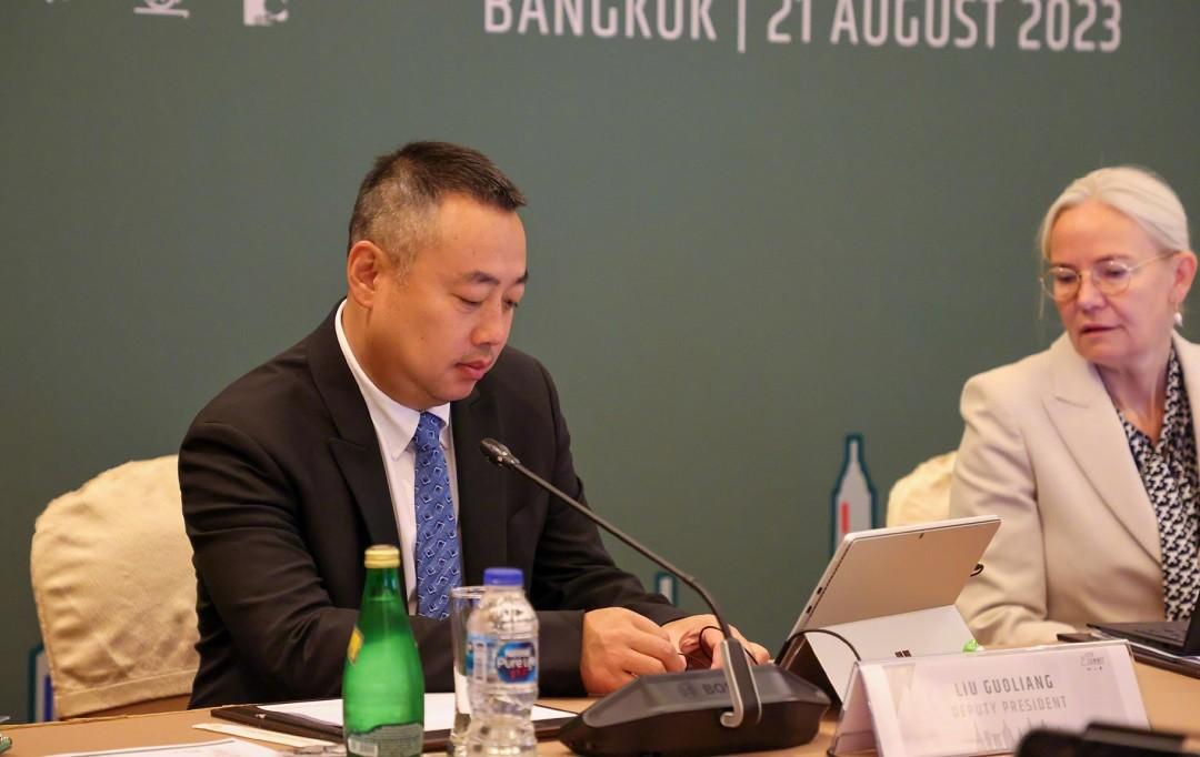 世界著名乒乓球男运动员2026年本年度热度口碑双榜对比