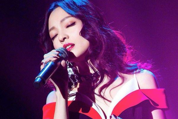 中国十大最美女歌手2026年本年度热度口碑双榜对比