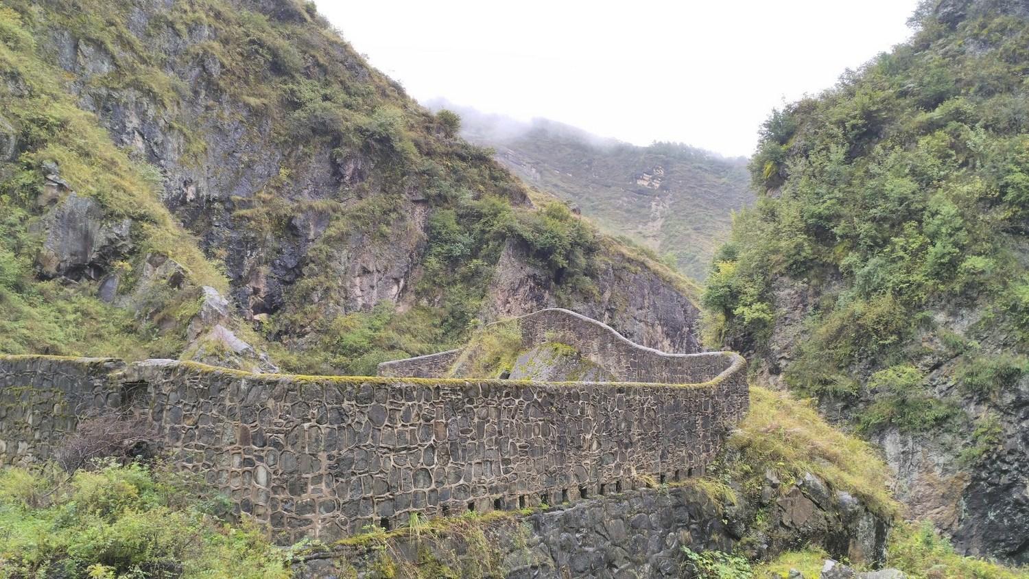 中国十大最美山谷瀑布2026年本年度热度口碑双榜对比