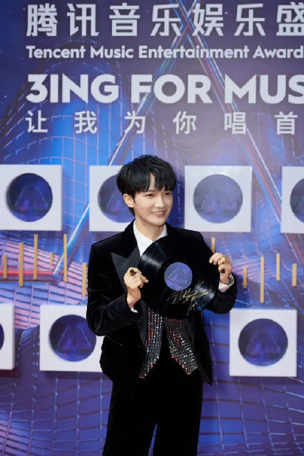 中国内地十大唱作男歌手2026年本年度热度口碑双榜对比