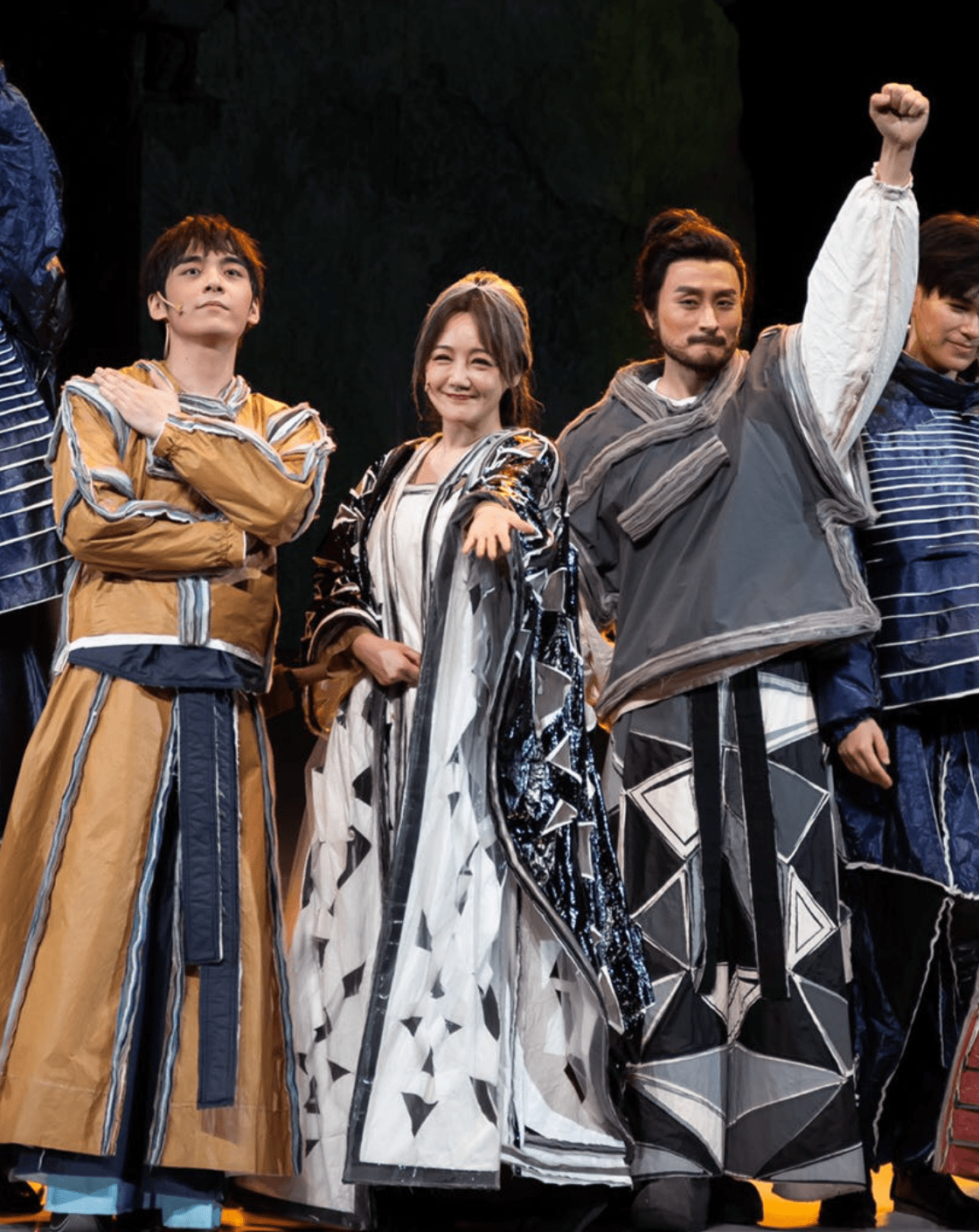 中国表演专业十大名校2026年本年度热度口碑双榜对比