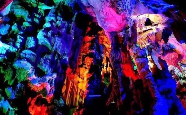 中国十大水洞洞穴2026年本年度热度口碑双榜对比
