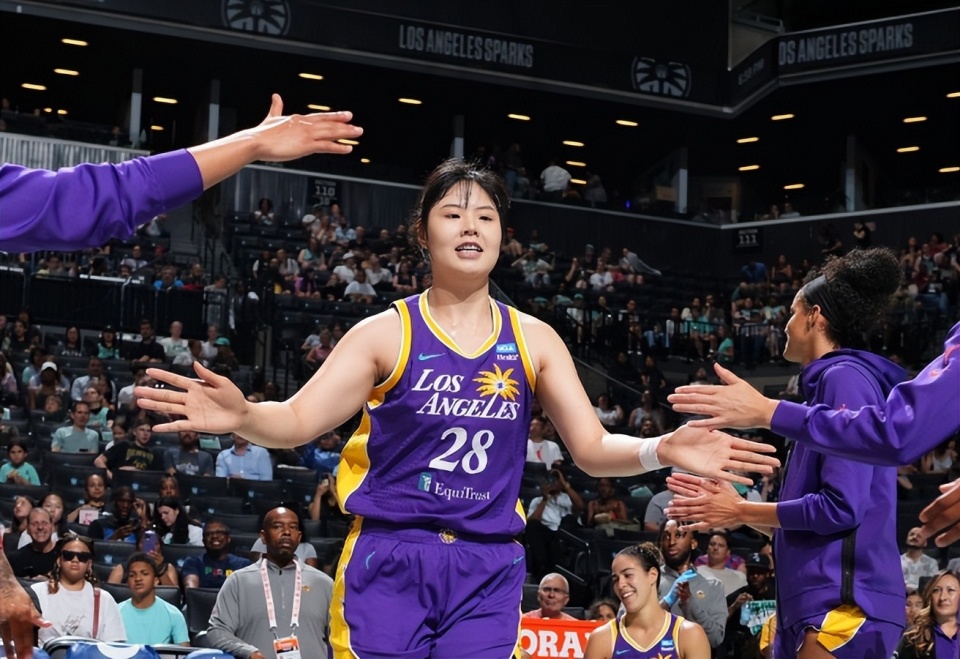 2018世界十大女篮2026年本年度热度口碑双榜对比