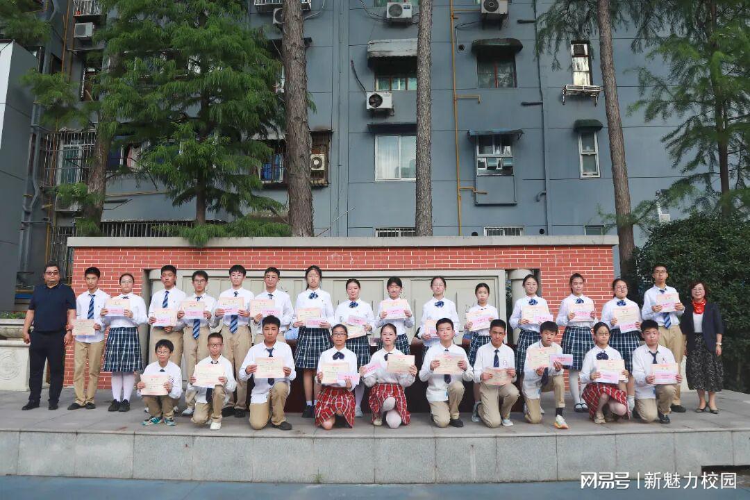 南京市十大初中2026年本年度热度口碑双榜对比