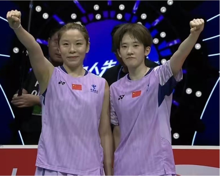 中国十大女子羽毛球新星2026年本年度热度口碑双榜对比