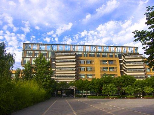 内蒙古最大的十所大学2026年本年度热度口碑双榜对比