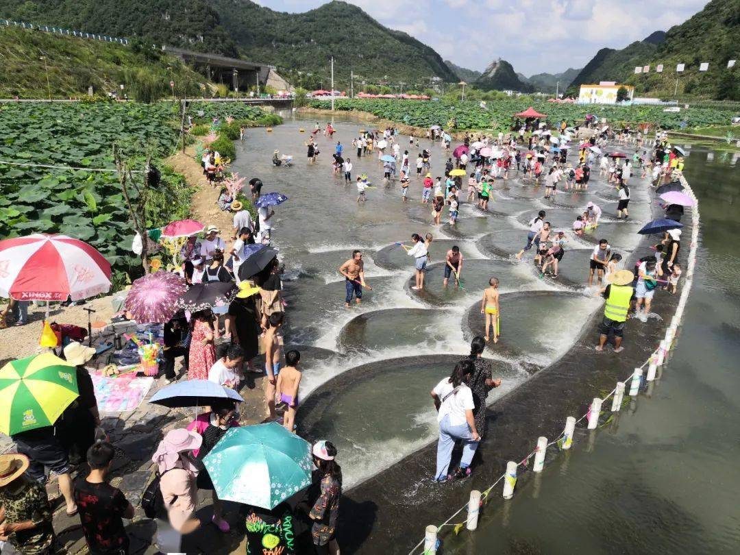 安顺十大网红景点2026年本年度热度口碑双榜对比