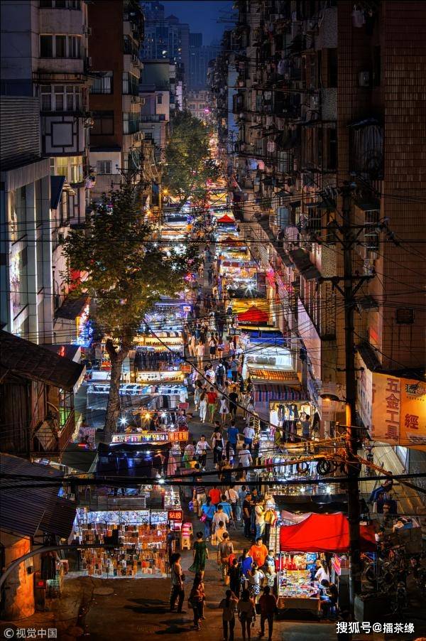 重庆十大著名夜市2026年本年度热度口碑双榜对比 重庆十大著名夜市2026年本年度热度口碑双榜对比