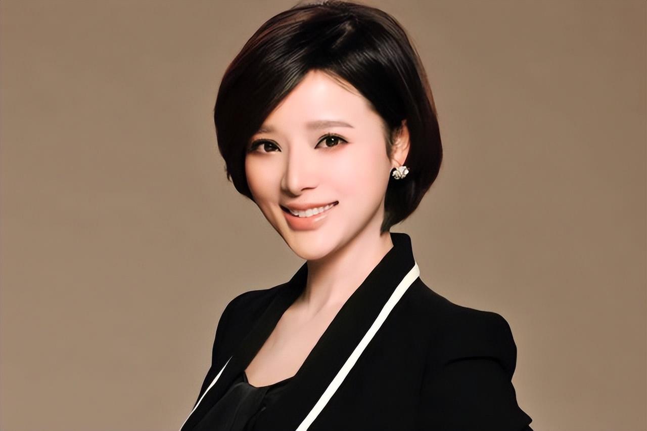 中国内地十大美女主持人2026年本年度热度口碑双榜对比